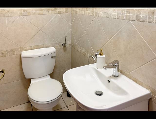 4 BEDROOM CLUSTER FOR SALE IN COUNTRY VIEW